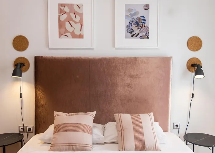 A Luxury & Comfortable Apt In Athens