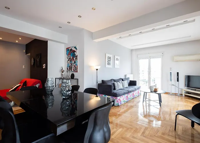 A Luxury & Comfortable Apt In Athens