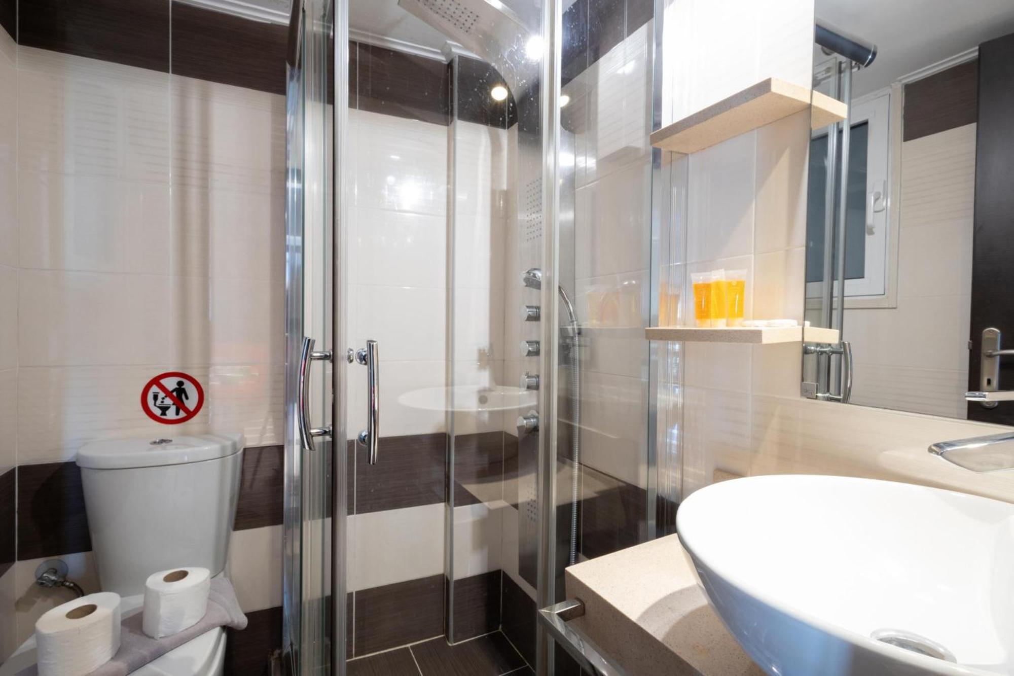 A Luxury & Comfortable Apt In Athens